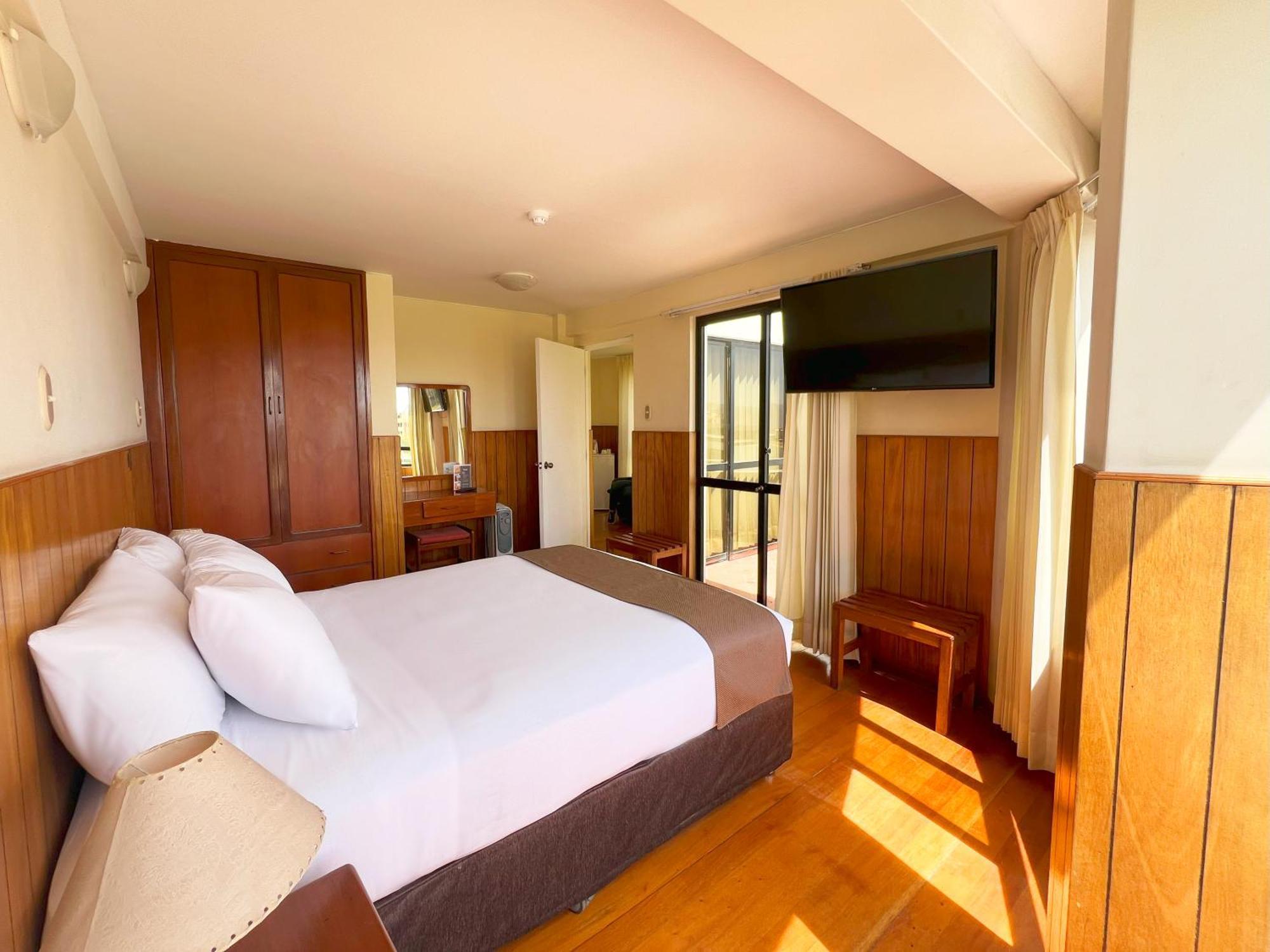 Dm Hoteles Arequipa Pachacutec 外观 照片