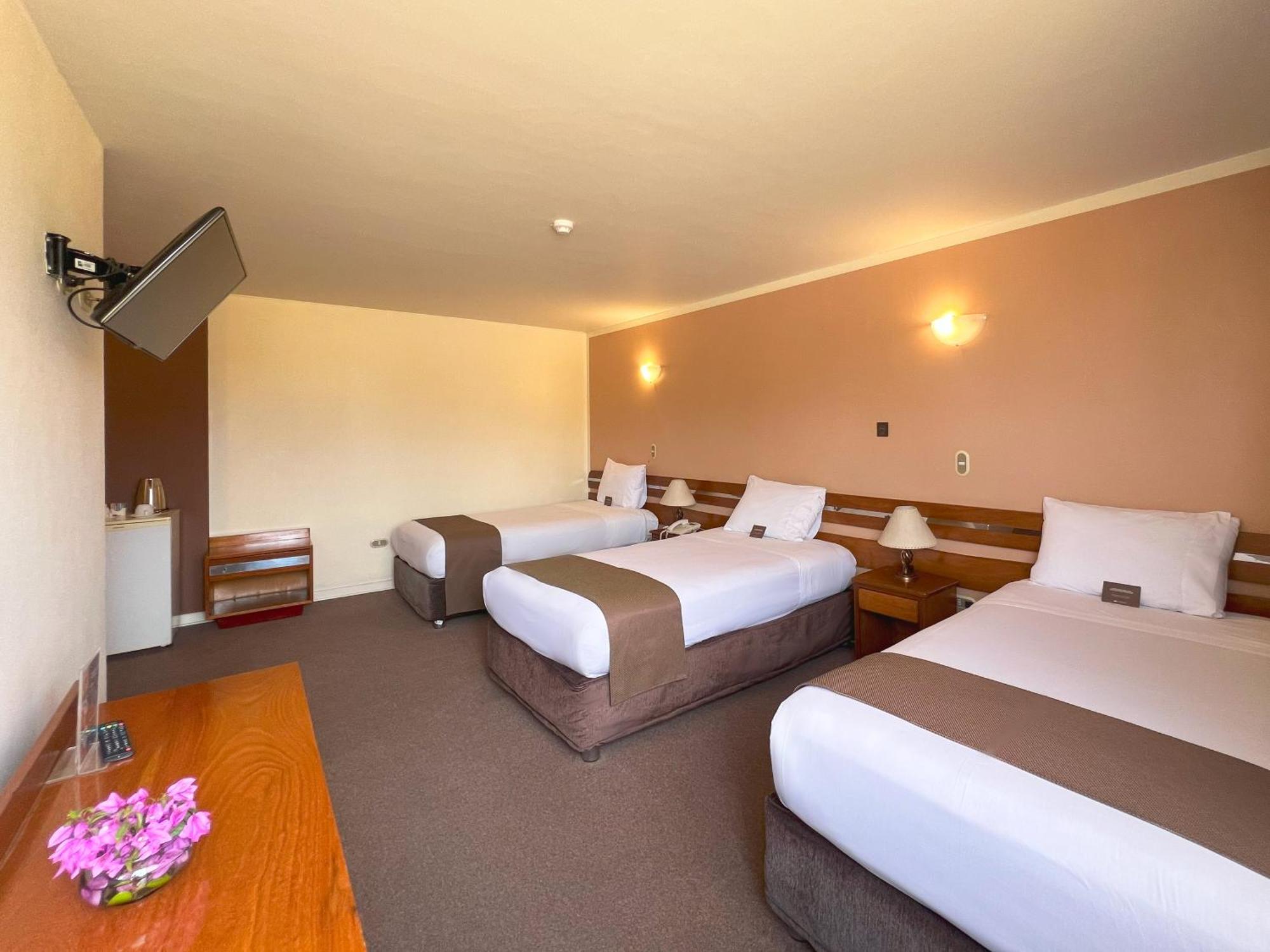 Dm Hoteles Arequipa Pachacutec 外观 照片